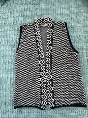 Black & White Geometric Knit Sleeveless Cardigan Vest-100% Cotton, Med